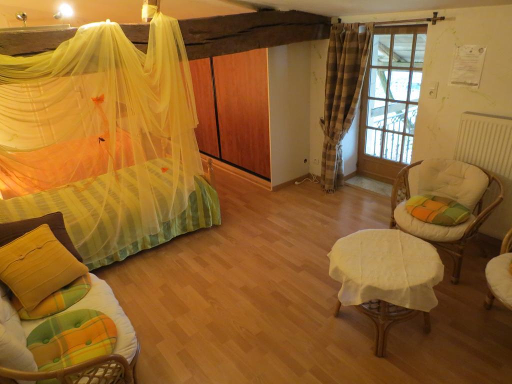 Saint-Aubin-la-Plaine L'Aubinoise Bed & Breakfast エクステリア 写真