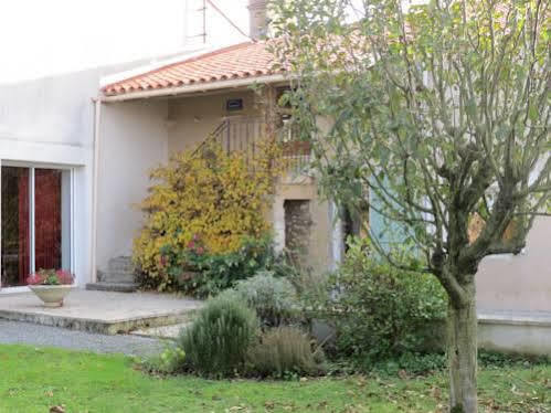 Saint-Aubin-la-Plaine L'Aubinoise Bed & Breakfast エクステリア 写真